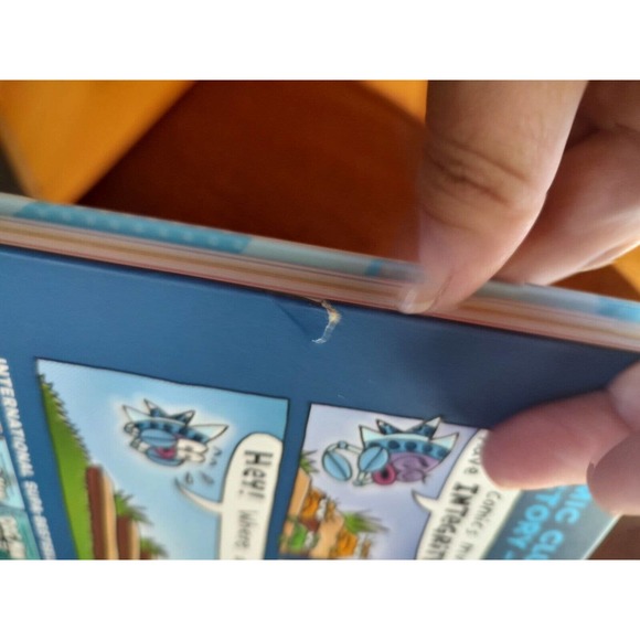 Dav Pilkey Cat Kid Comic Club Series #1 & #2 HARDCOVER 2022 - Picture 3 of 3